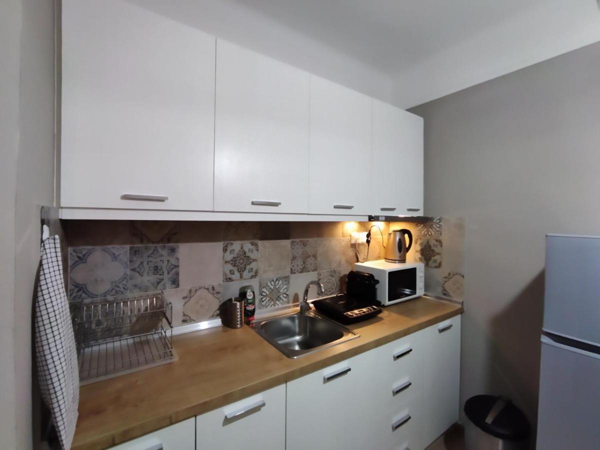 Cozy Apartment In The Heart Of Thessaloniki Exterior photo